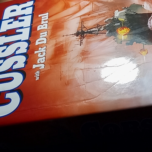 Hardback Clive Cussler novels, unread $7 each or $13 together. - Picture 10 of 11